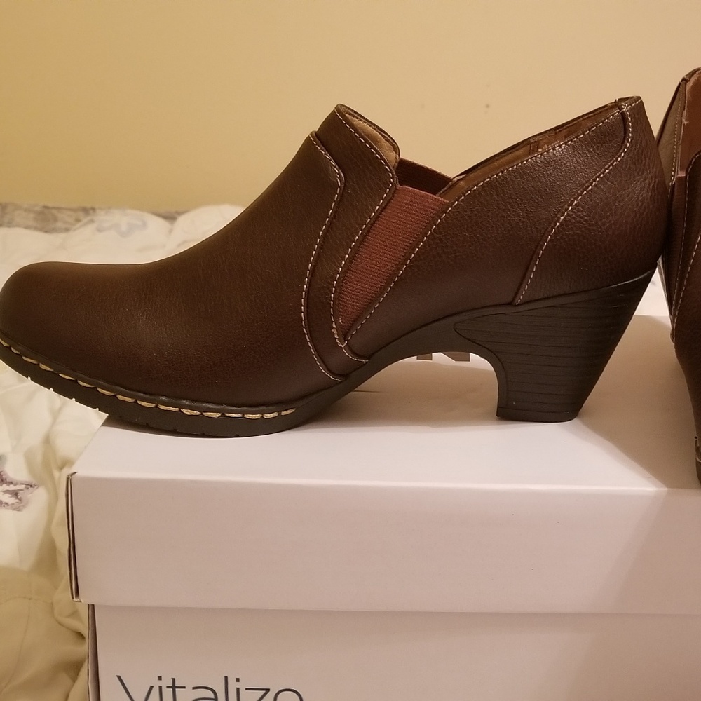 Women's shoes